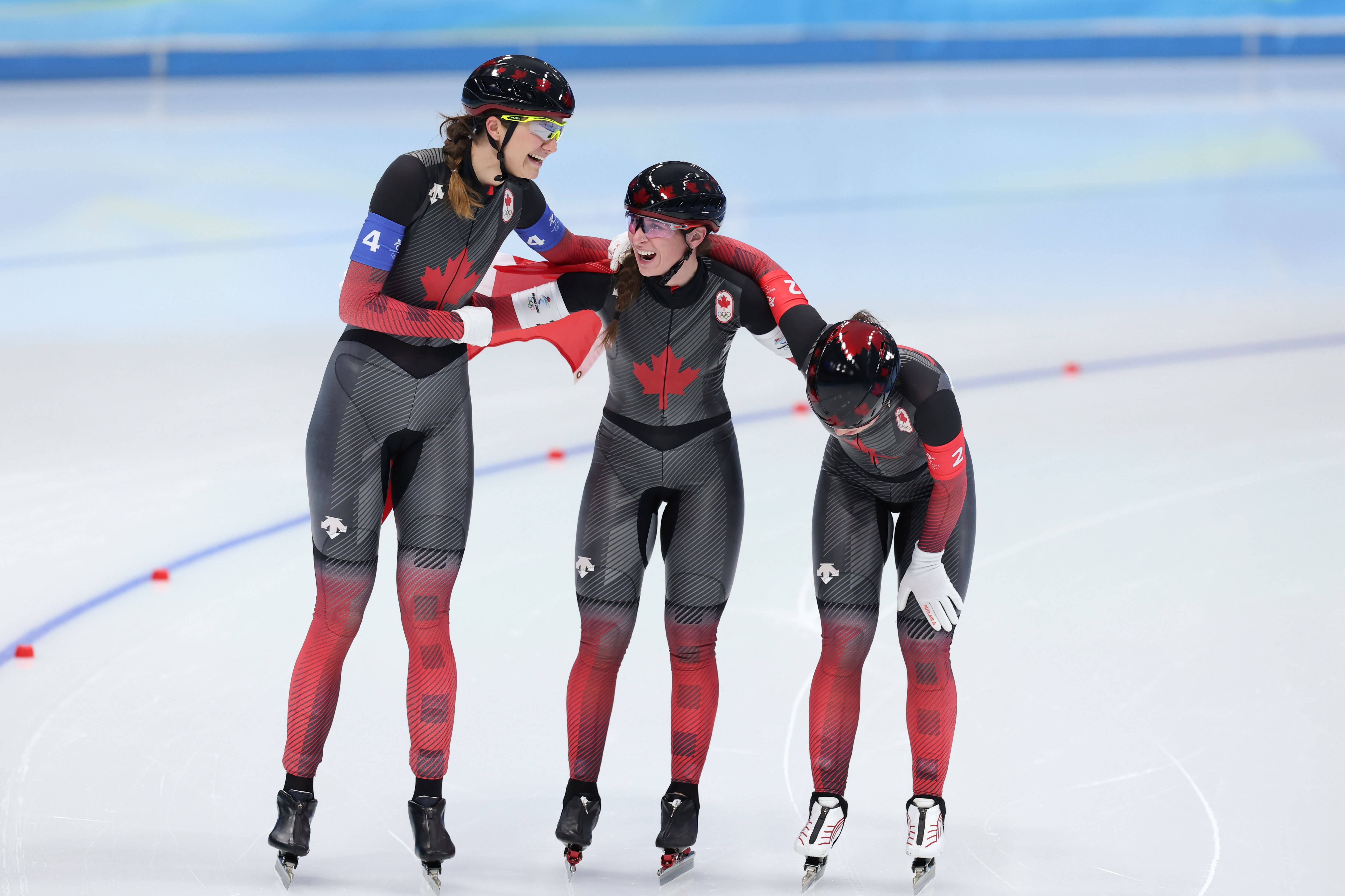 阿扎伦卡关键节点逆转,加拿大队带队取胜!的简单介绍 阿扎伦卡关键节点逆转,加拿大队带队取胜!的简单介绍