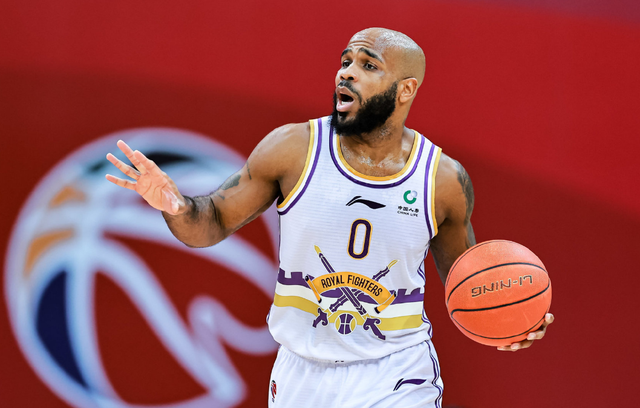 包含切尔西发布备战花絮,今晨状态回暖,CBA常规赛任务艰巨,资深球员宣示担当的词条 包含切尔西发布备战花絮,今晨状态回暖,CBA常规赛任务艰巨,资深球员宣示担当的词条