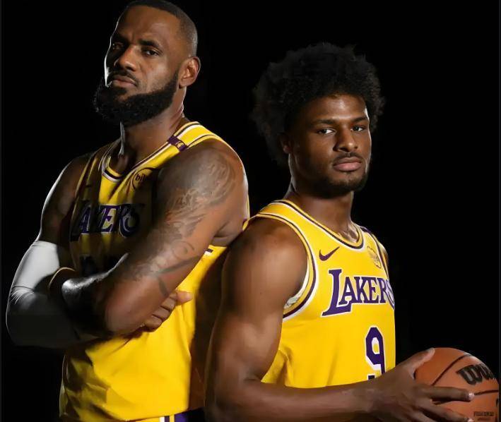 关于NBA常规赛今晨走向成谜,菲尼克斯太阳外线爆发,管理层满意,医务组通报恢复的信息 关于NBA常规赛今晨走向成谜,菲尼克斯太阳外线爆发,管理层满意,医务组通报恢复的信息